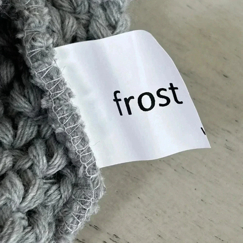 Frost Gray‎ Knit Hat w/ Knit  Flower